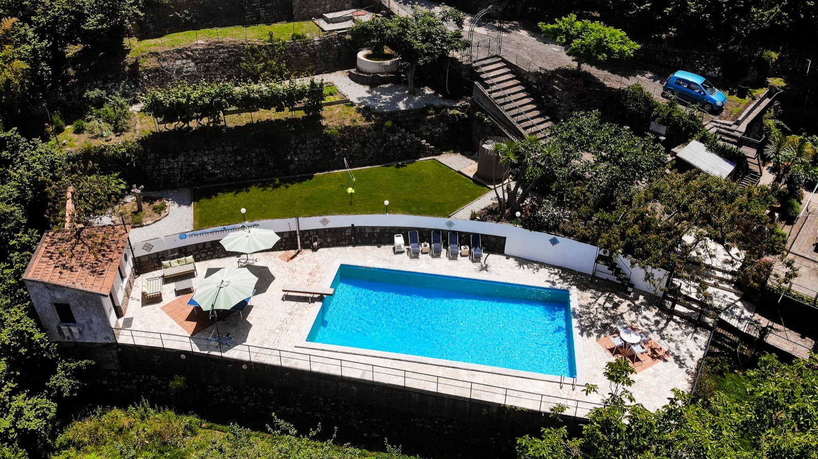 Villa Eolo exterior